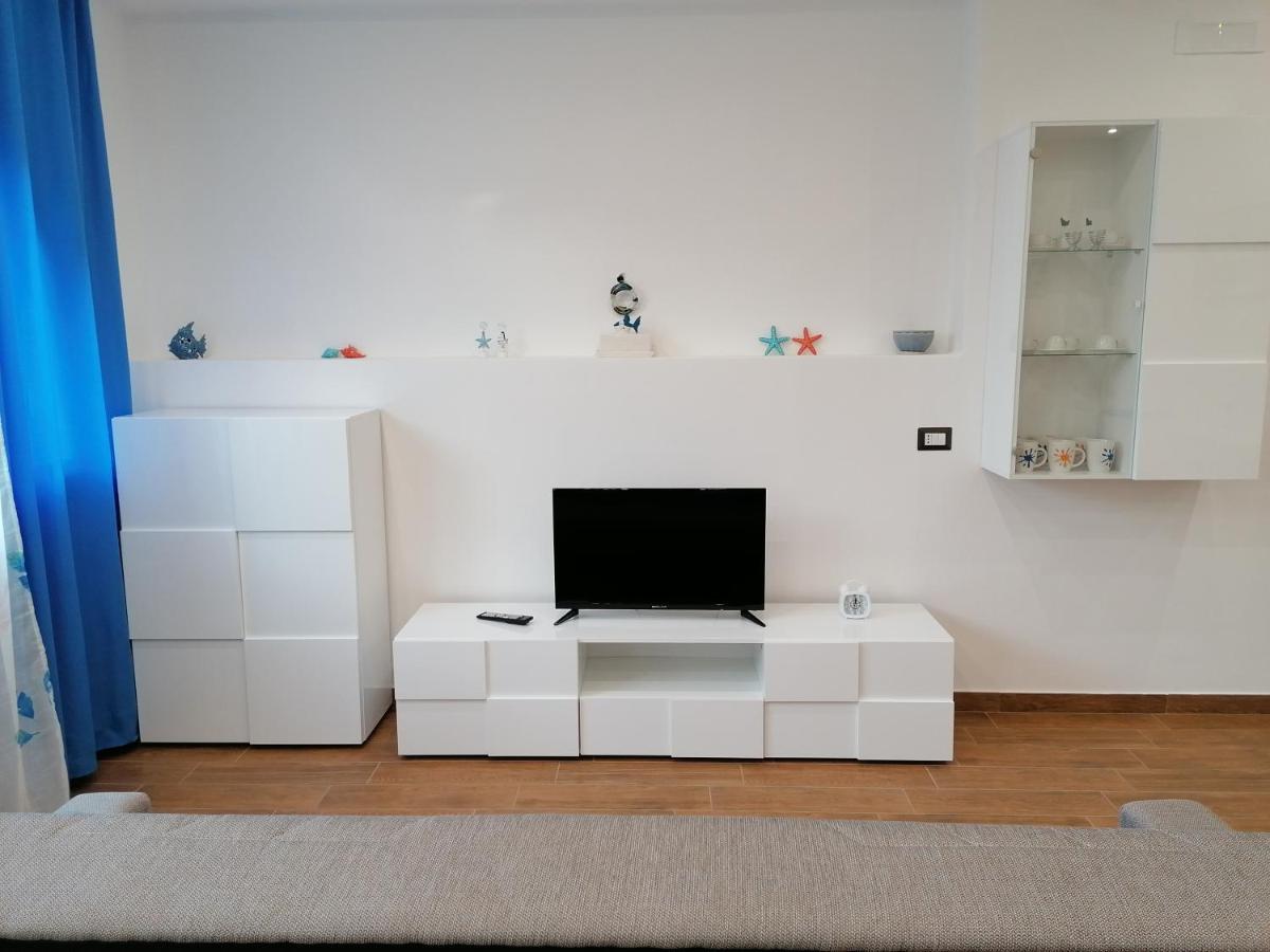 Momaliar House Villa Кампофеличе ди Рокела Екстериор снимка