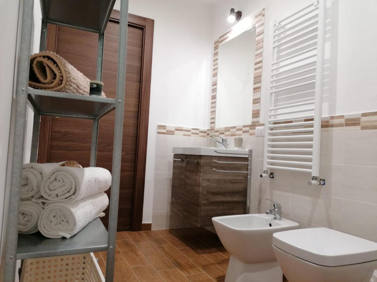 Momaliar House Villa Кампофеличе ди Рокела Екстериор снимка