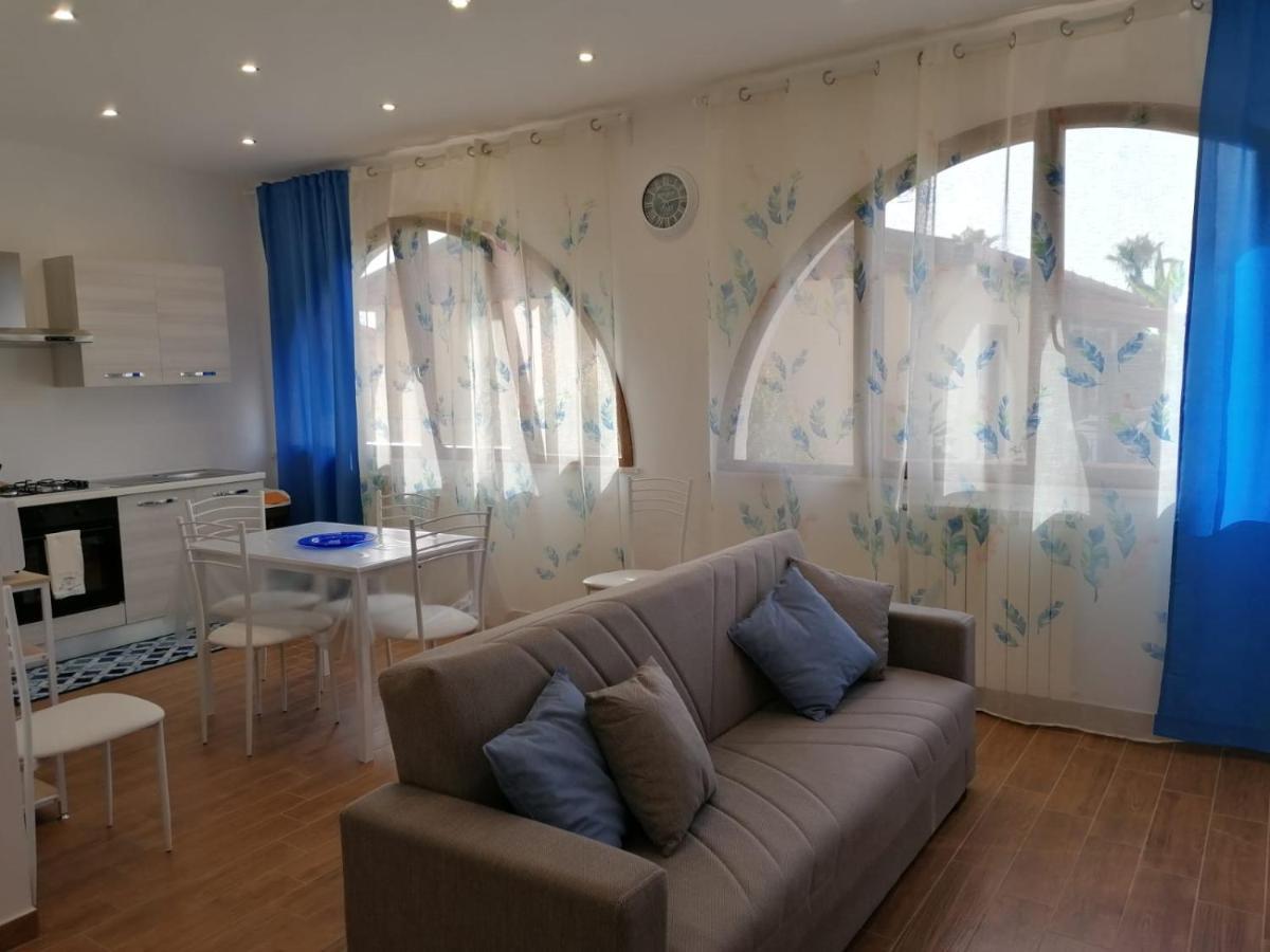 Momaliar House Villa Кампофеличе ди Рокела Екстериор снимка