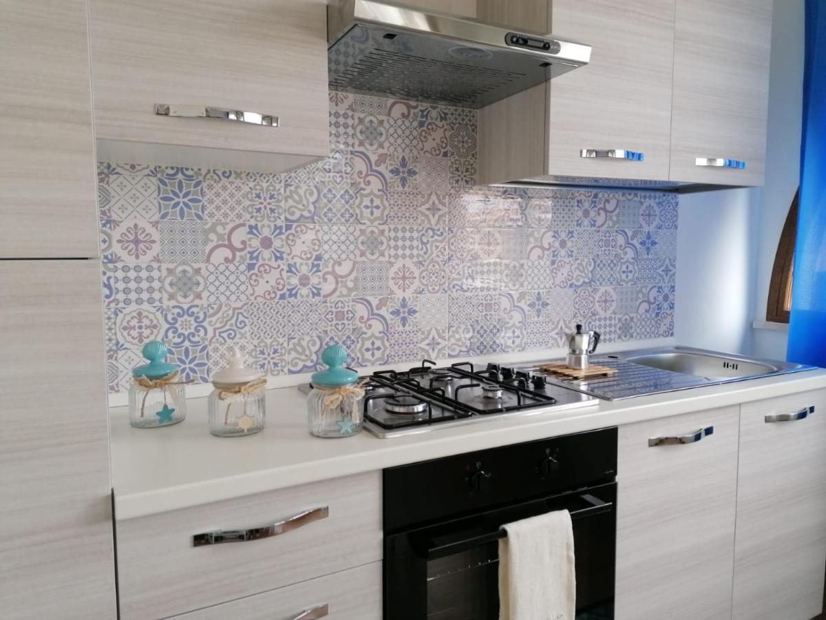Momaliar House Villa Кампофеличе ди Рокела Екстериор снимка