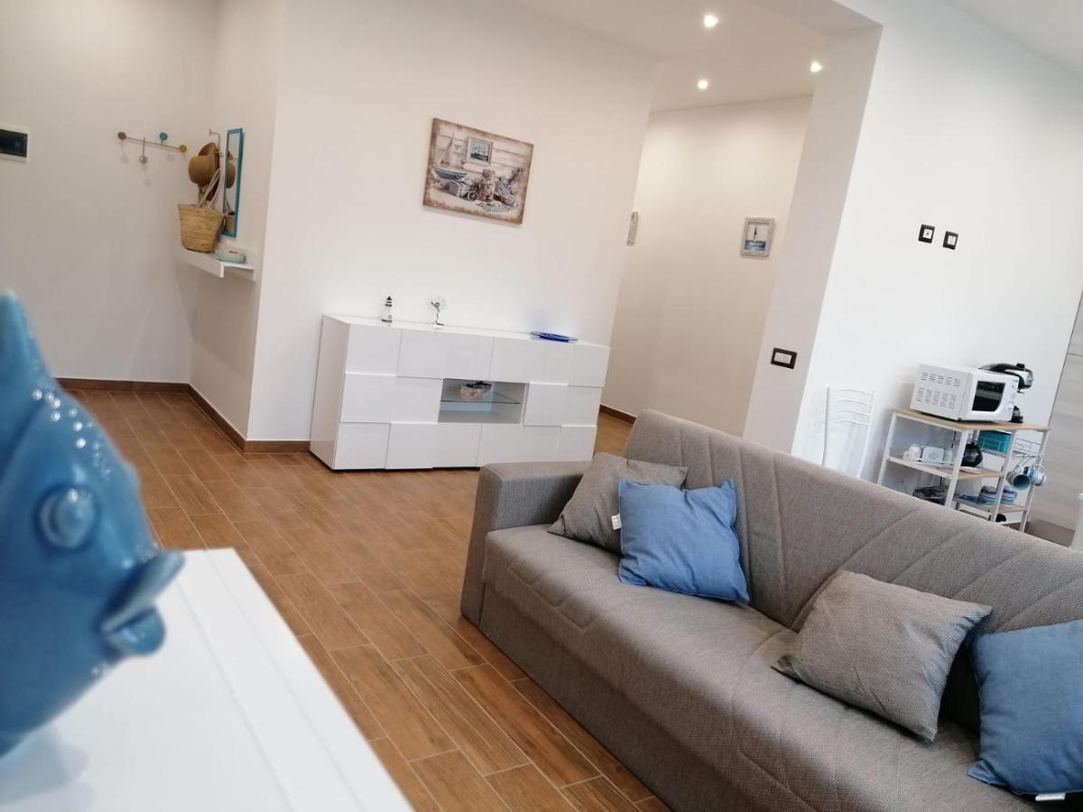 Momaliar House Villa Кампофеличе ди Рокела Екстериор снимка