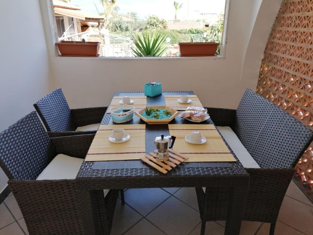 Momaliar House Villa Кампофеличе ди Рокела Екстериор снимка