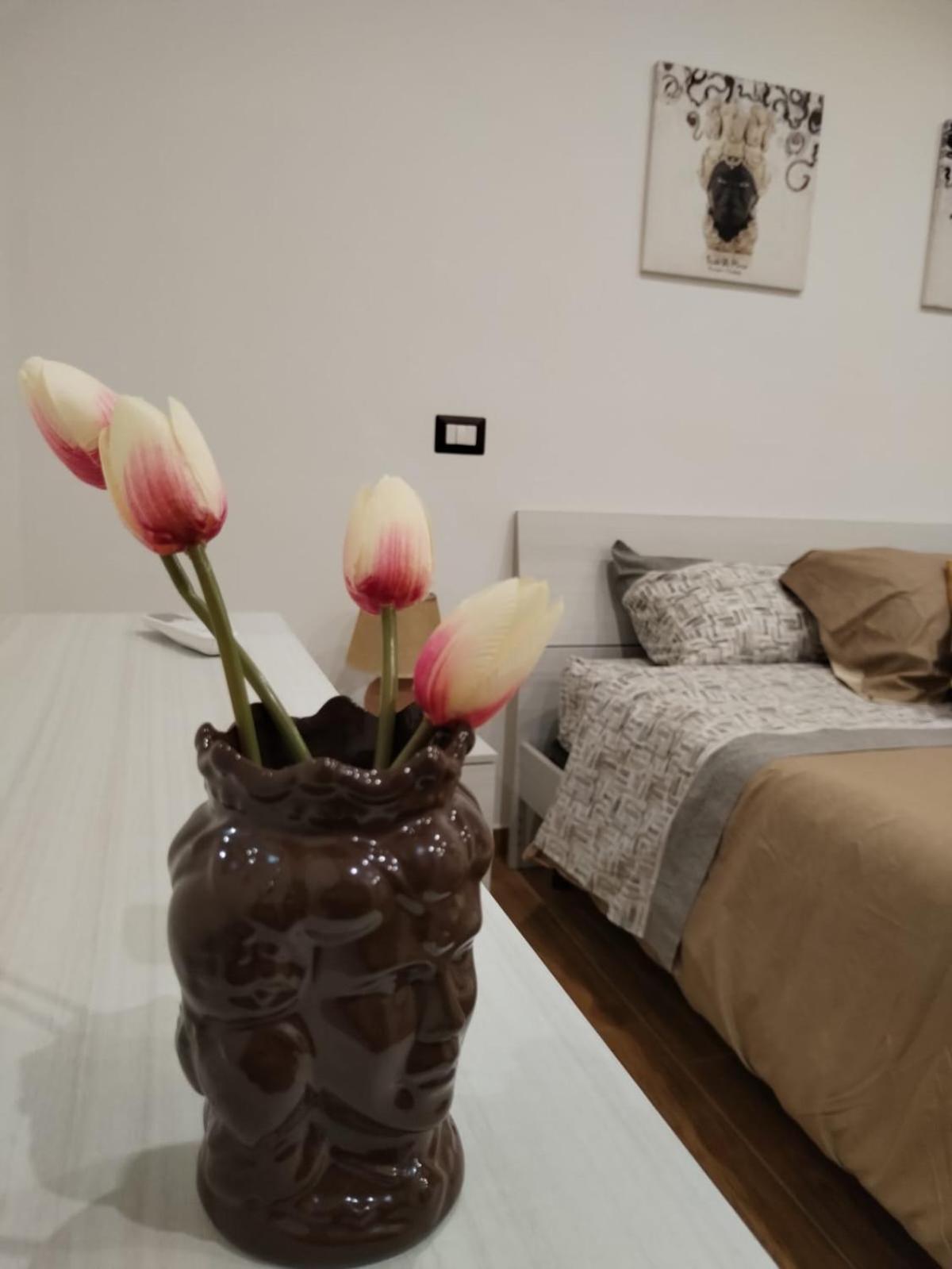 Momaliar House Villa Кампофеличе ди Рокела Екстериор снимка