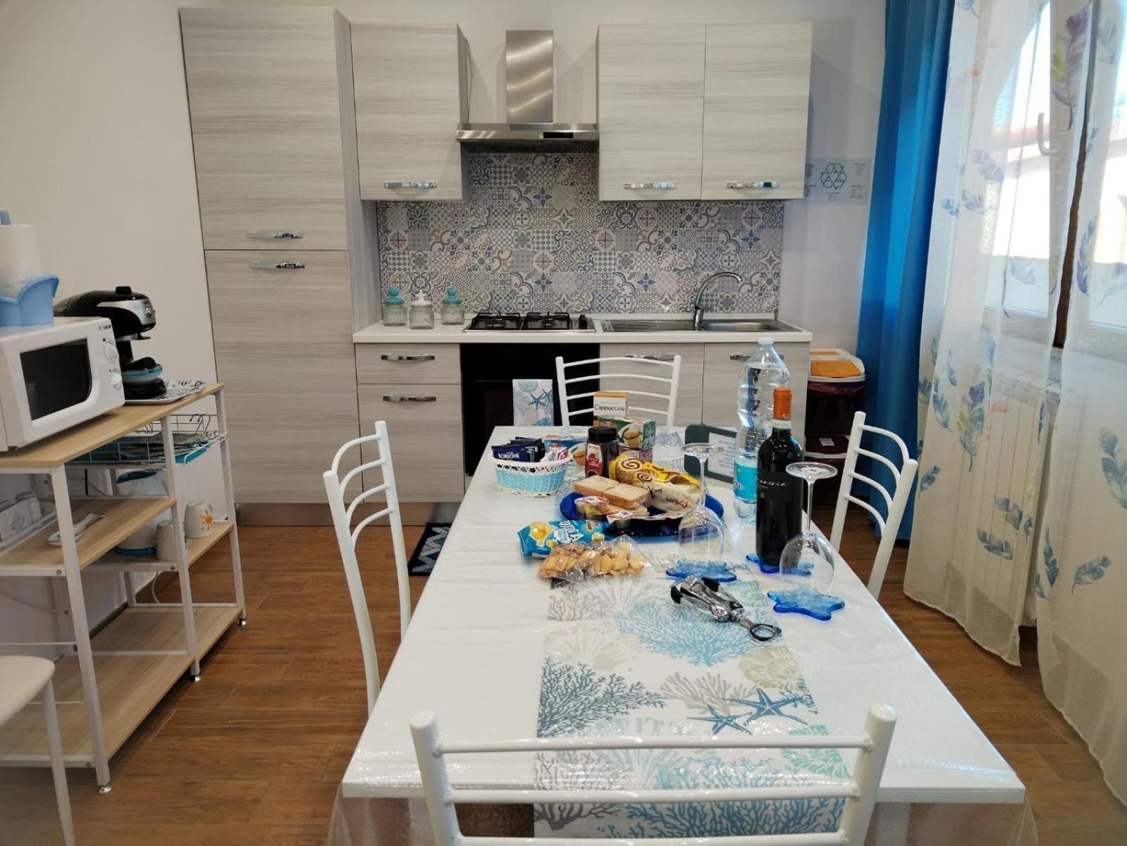 Momaliar House Villa Кампофеличе ди Рокела Екстериор снимка
