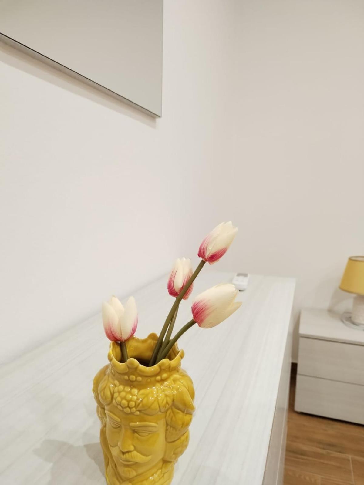 Momaliar House Villa Кампофеличе ди Рокела Екстериор снимка